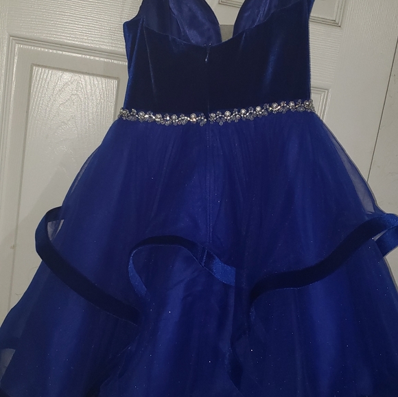 Blue velvet formal dress size Small - Picture 3 of 6